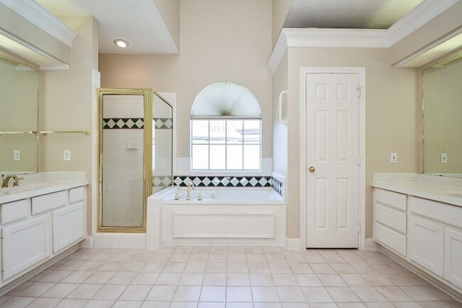 Building Photo - 1502 Emerald Springs Ct