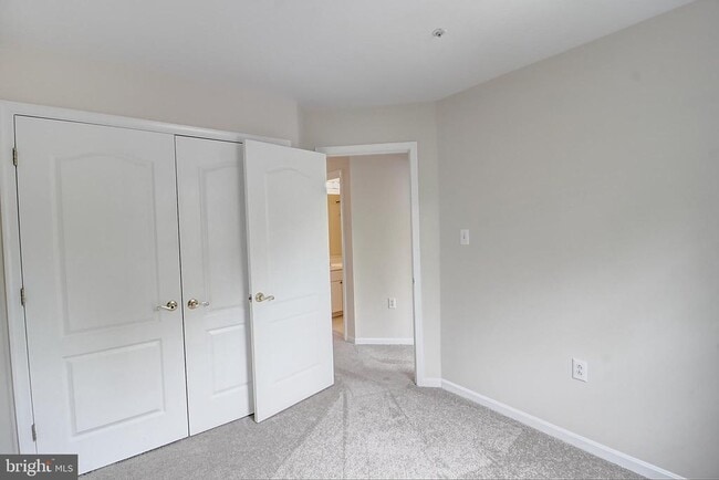 Building Photo - 925 Jubal Way