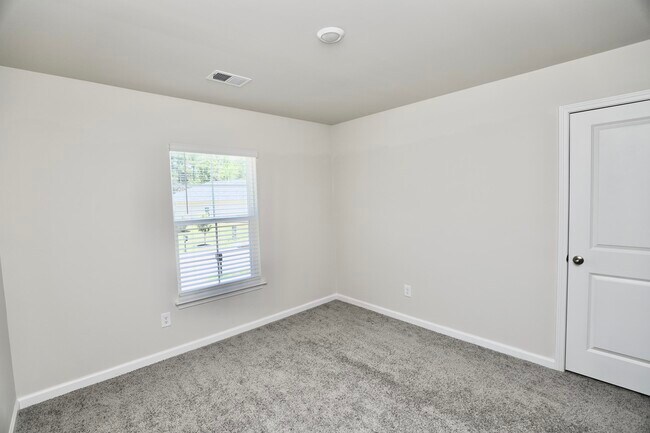 Building Photo - 463 N High Duck Trail