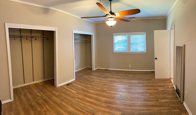 Bed 2 - 1628 4th Ave