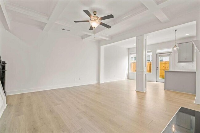 Building Photo - 206 Auburn Valley Wy