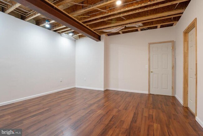 Building Photo - 9800 Traver St
