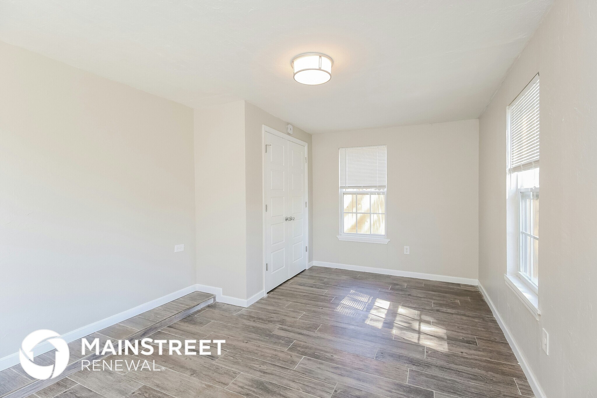 Building Photo - 8716 Tracy Dr