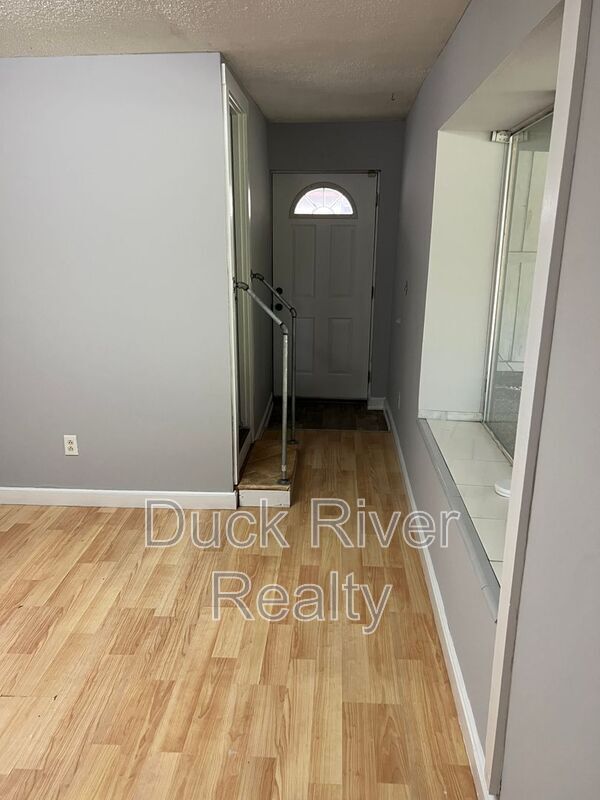 Building Photo - 3518 Pulaski Hwy