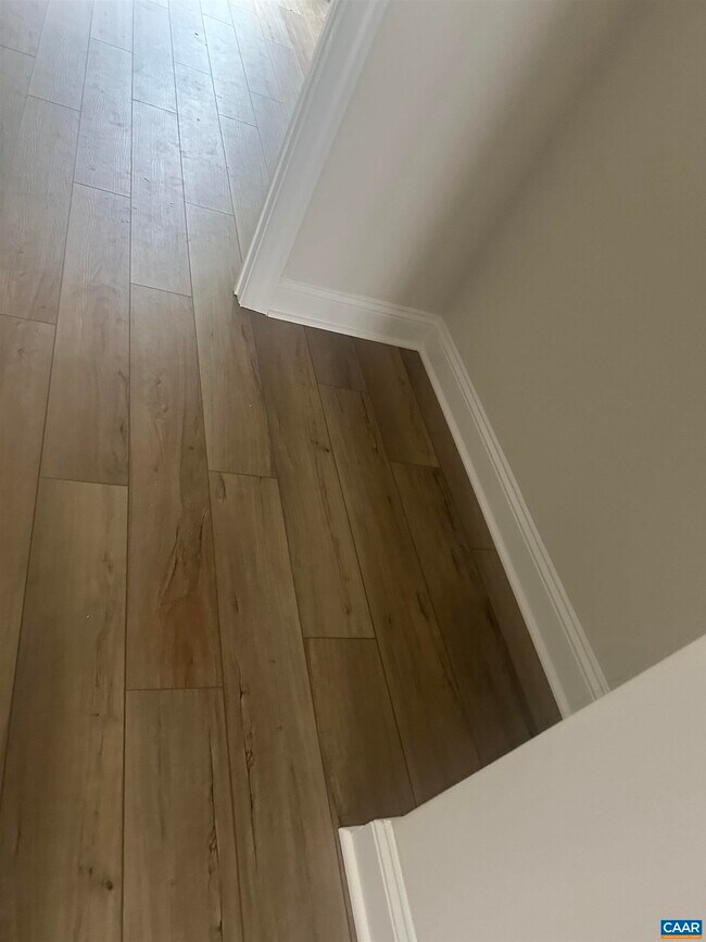 Building Photo - 2024 Calico Ct