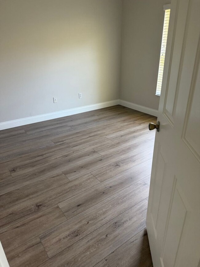 Building Photo - Palm Coast R-Section 3 bedroom 2 bath