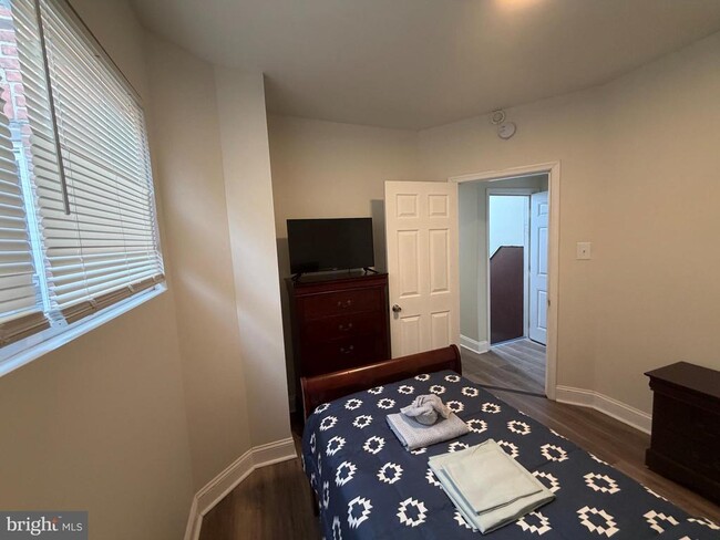 Building Photo - 5933 Ogontz Ave