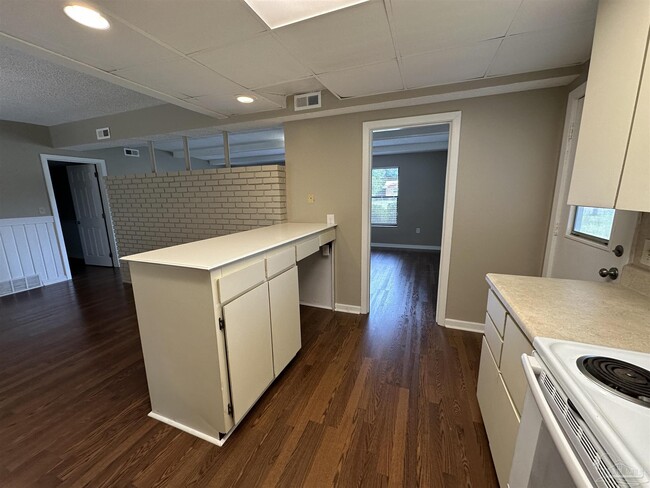 Building Photo - 3955 San Gabriel Dr