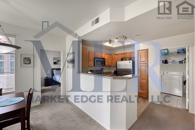 Building Photo - 2Bed/2Bath Furnished Condo at Chandler Blvd/40th St! Ready for Immediate Move-In!