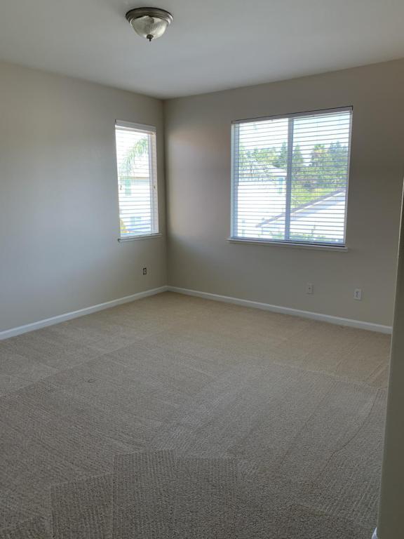 Building Photo - 2372 River Rock Dr