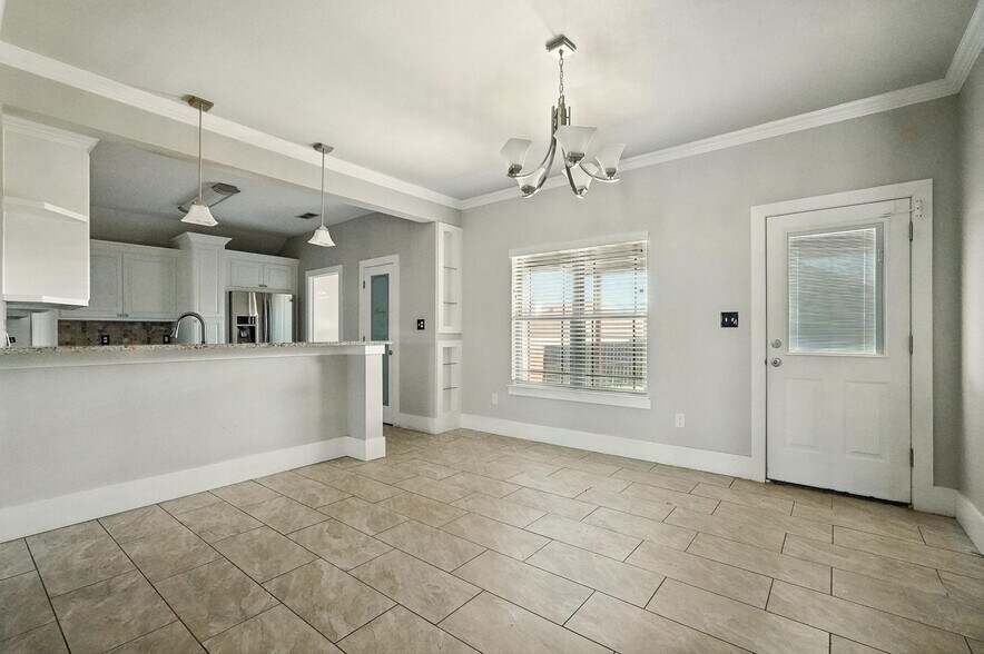 Building Photo - 4102 Forrest Creek Ct