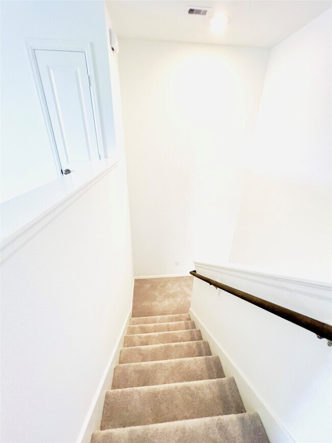 Building Photo - 27142 River Birch Ridge Dr