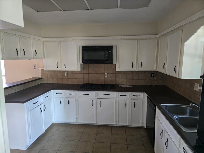 Building Photo - 12507 Bexley Dr