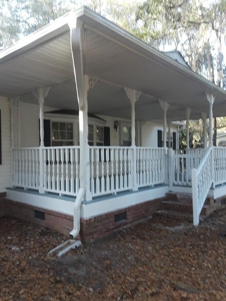 Building Photo - 50 May River Ct