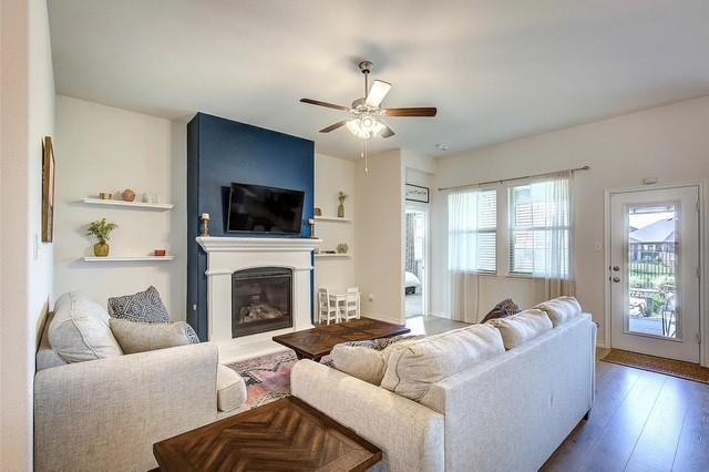 Building Photo - 4055 Ellinger Dr