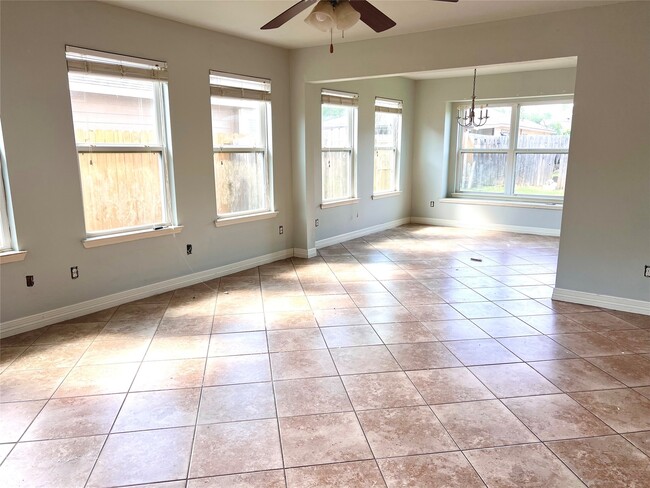 Building Photo - 2638 Steelhead Dr