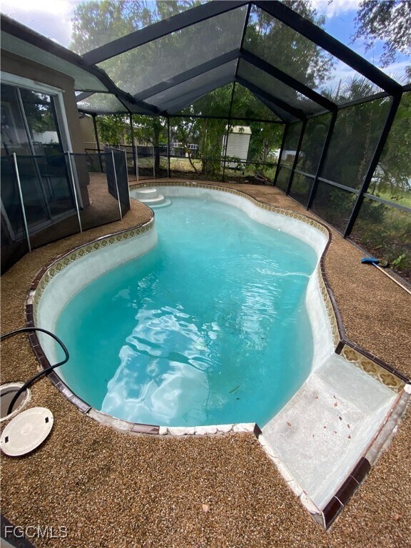 Building Photo - 930 Jasmine St