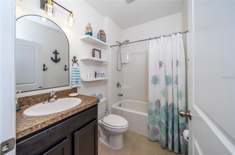 Building Photo - 1523 Glen Grove Loop