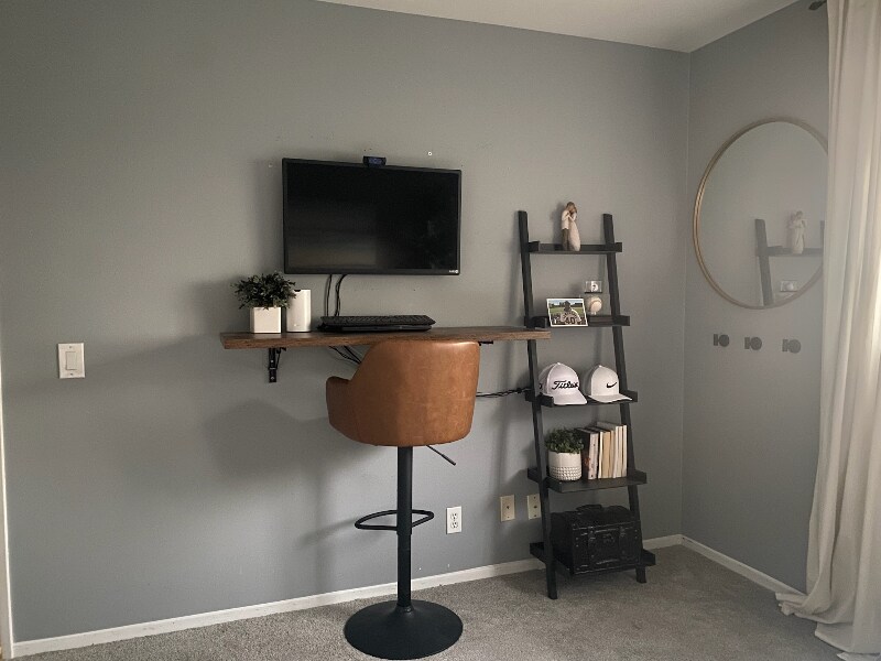 Building Photo - 2406 Maravilla Way