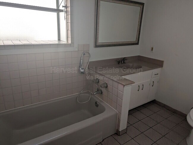 Building Photo - 82 Elysian Fields Dr
