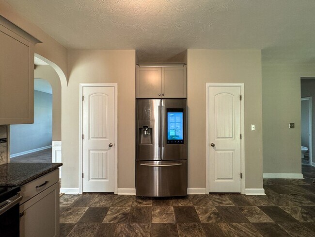 Building Photo - 267 High Leaf Dr
