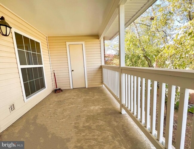 Building Photo - 1532 Lincoln Way