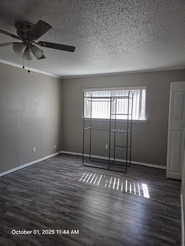 Building Photo - 7812 Royal Ln