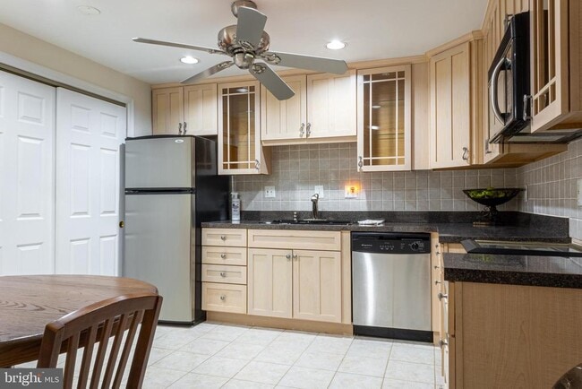 Building Photo - 4705 Rippling Pond Dr