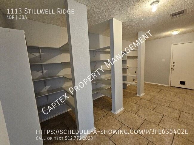 Building Photo - 1113 Stillwell Ridge