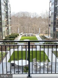 Building Photo - 1761 Old Meadow Rd