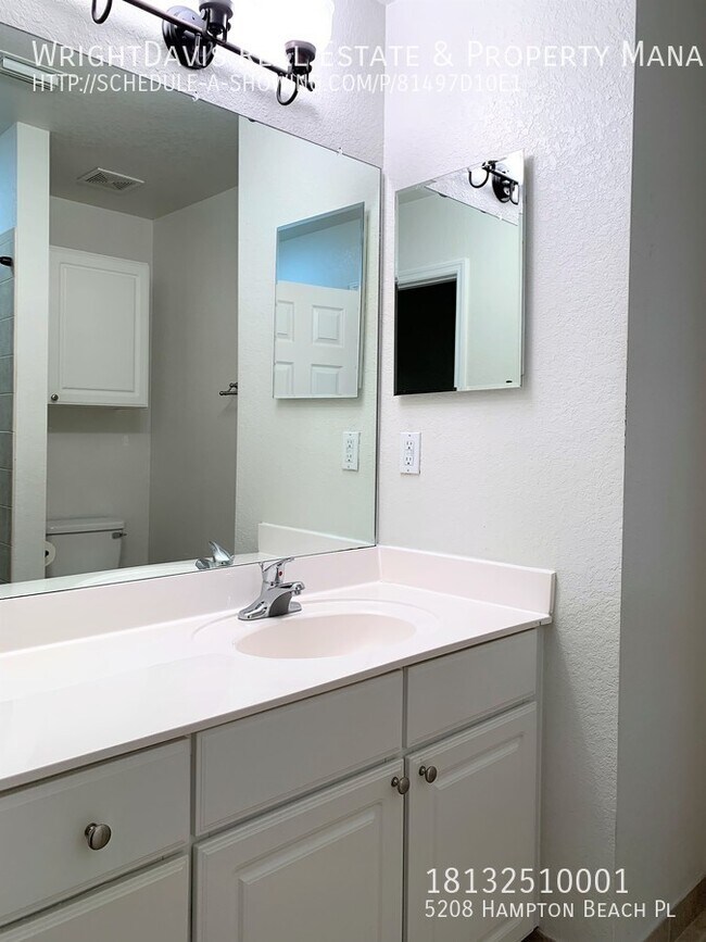 Building Photo - 5208 Hampton Beach Pl