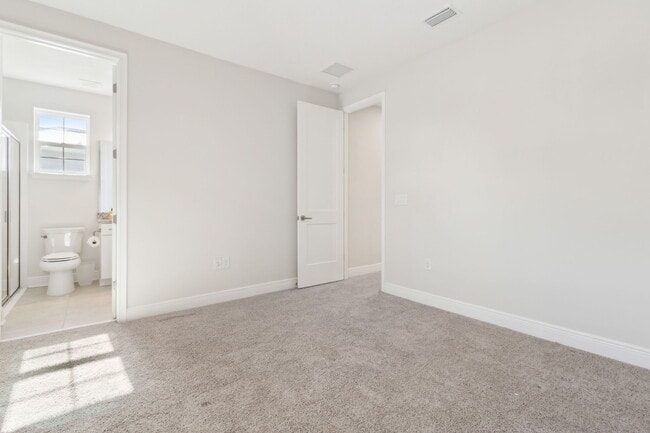 Building Photo - 401 Marquesa Cir