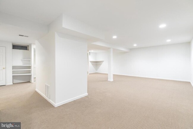 Building Photo - 11603 Deer Forest Rd