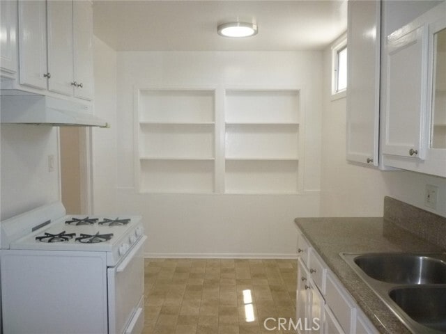 Building Photo - 16901 Crenshaw Blvd