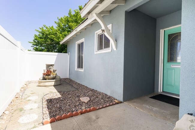 Building Photo - Coming Soon!