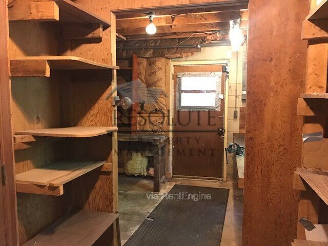 Building Photo - 6612 Pleasant Pines Dr