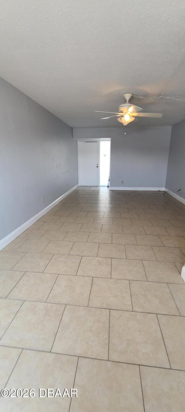 Building Photo - 301 Ridge Blvd