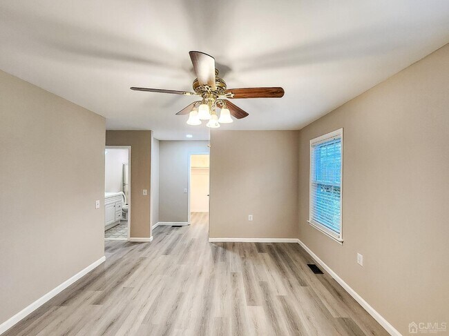 Building Photo - 3 John Adams Ct