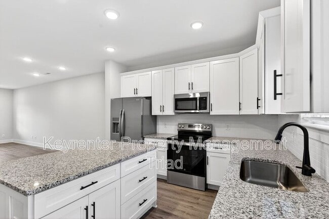 Building Photo - 4655 Canter Park Ln