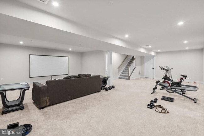 Building Photo - 2430 Steamboat Wy