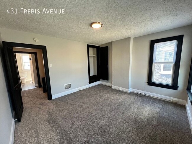 Building Photo - 431 Frebis Ave