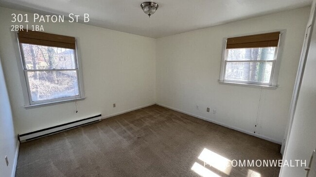 Building Photo - 301 Paton St