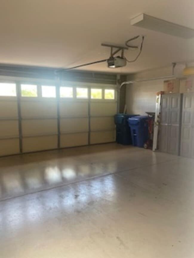 Building Photo - Tucson National Fully Furnished Home on the Golf Course