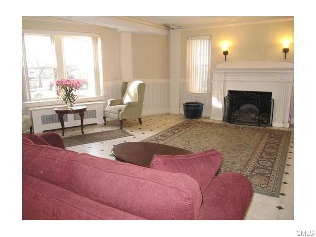 Building Photo - 53 Prospect St