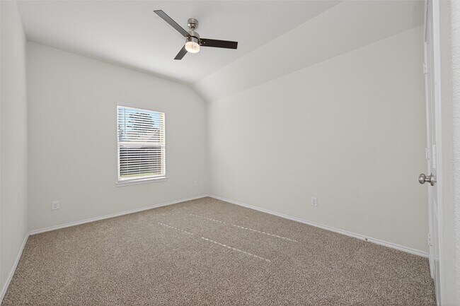 Building Photo - 2710 Little Caney Way