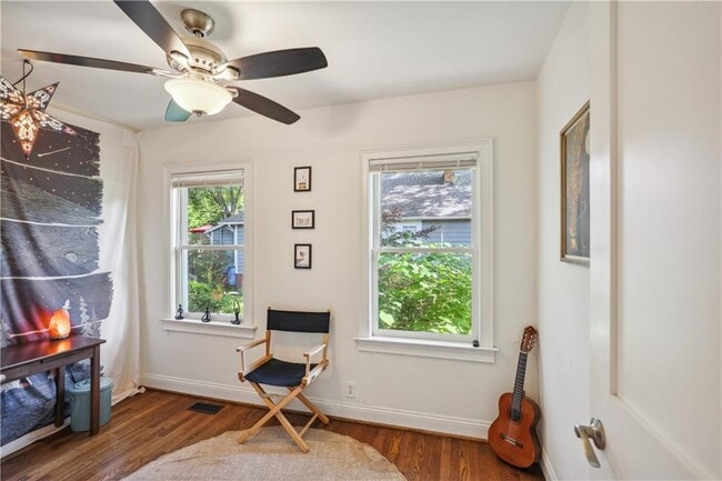 Building Photo - 783 Livingstone Pl