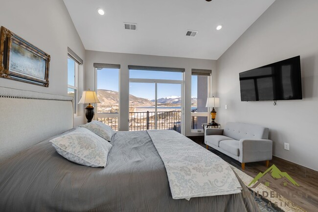 Building Photo - Stunning Luxury Mountain Home with Panoramic Views