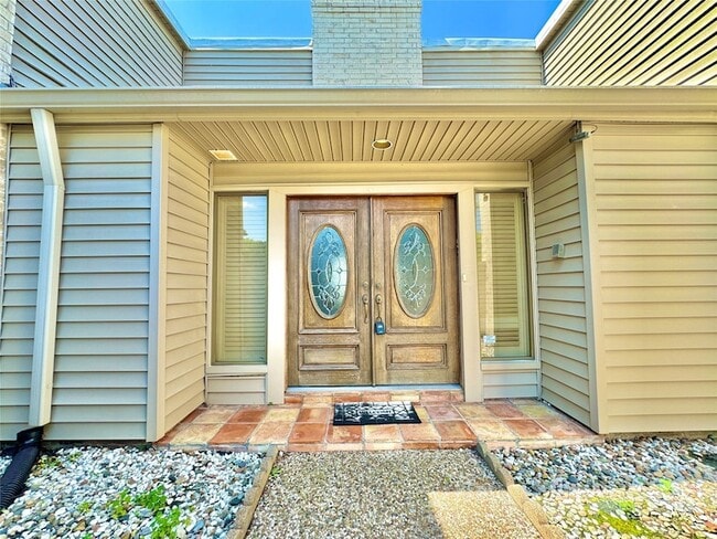 Building Photo - 7743 Portal Dr