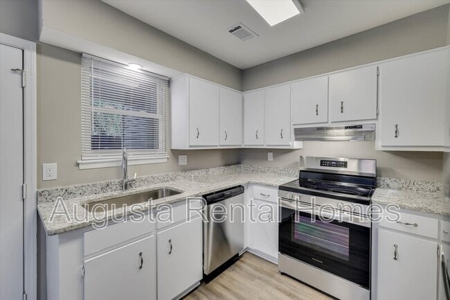 Building Photo - 308 W Buena Vista Ave