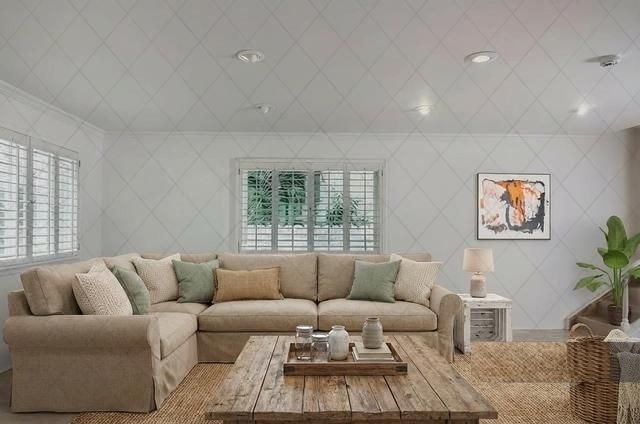 Building Photo - 745 Oxford Ave